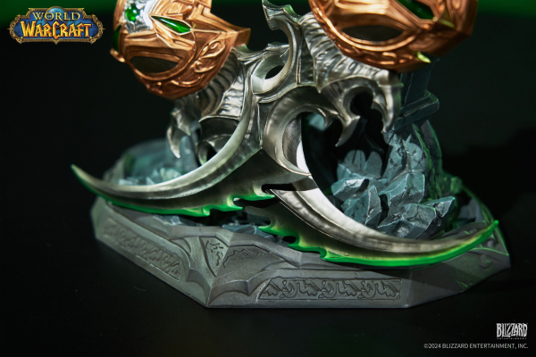HEX Collectibles Warglaives of Azzinoth Replica